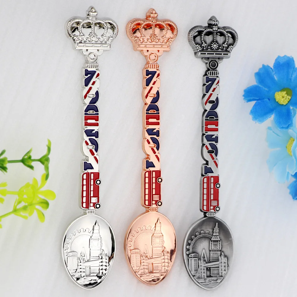 New Products Three Color Choice Zinc Alloy Metal Long Handle Souvenir Spoon