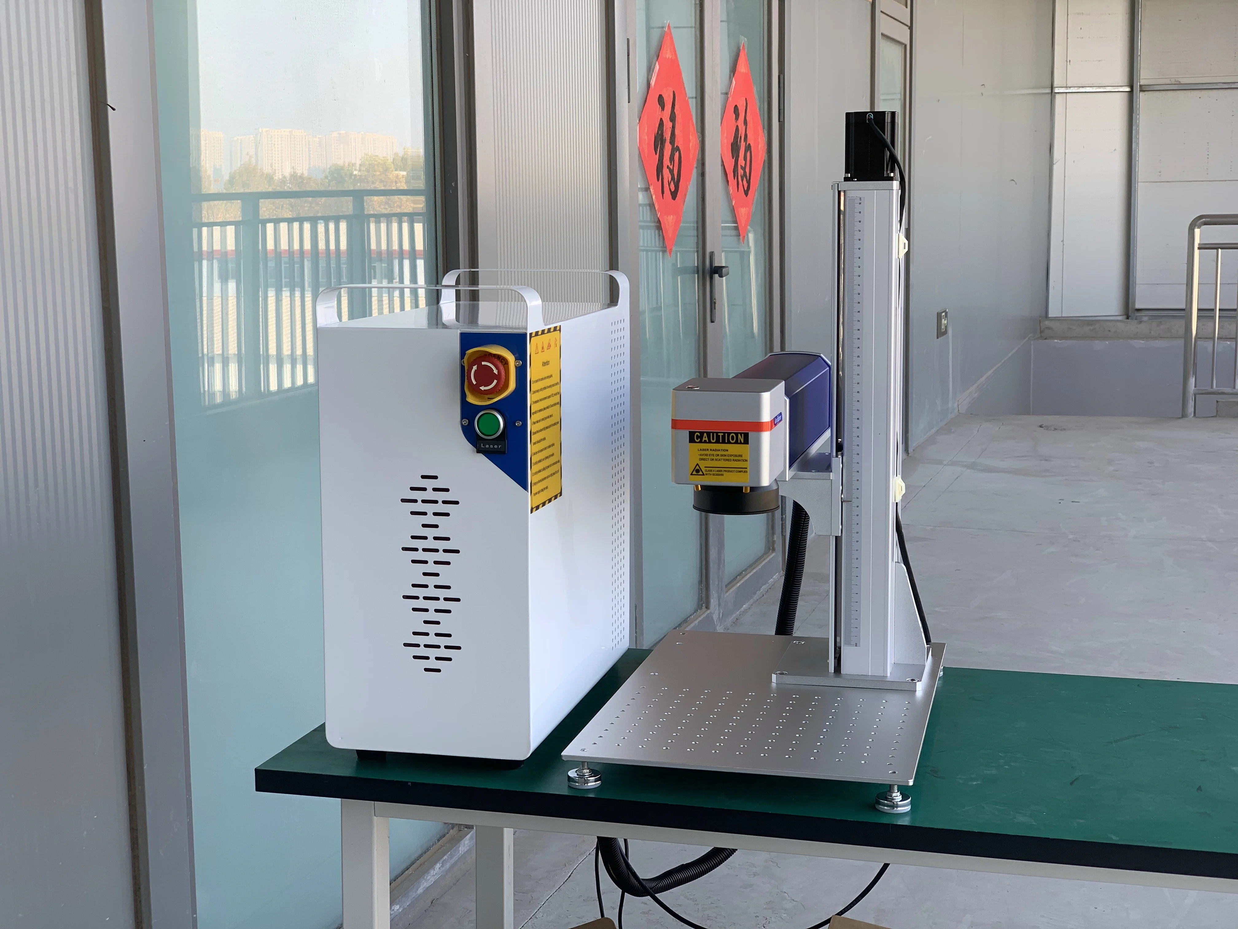 2023 Newest  3W 5W 10W UV laser engraving machine glass bottle plastic bags metal stone UV laser making machine price