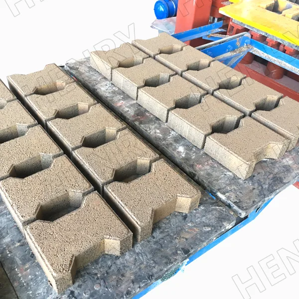 Qt4 - 20 Poudre De Cendres Charbon Brique Faisant La Machine Fournisseur Bloc Pour Vente En Allemagne