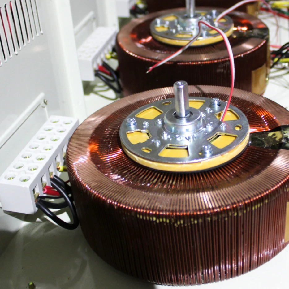Электрическая автоматическая AVR Stavo SVC-2000VA 3000VA 5000VA 3KW 5KW стабилизатор регулятора
