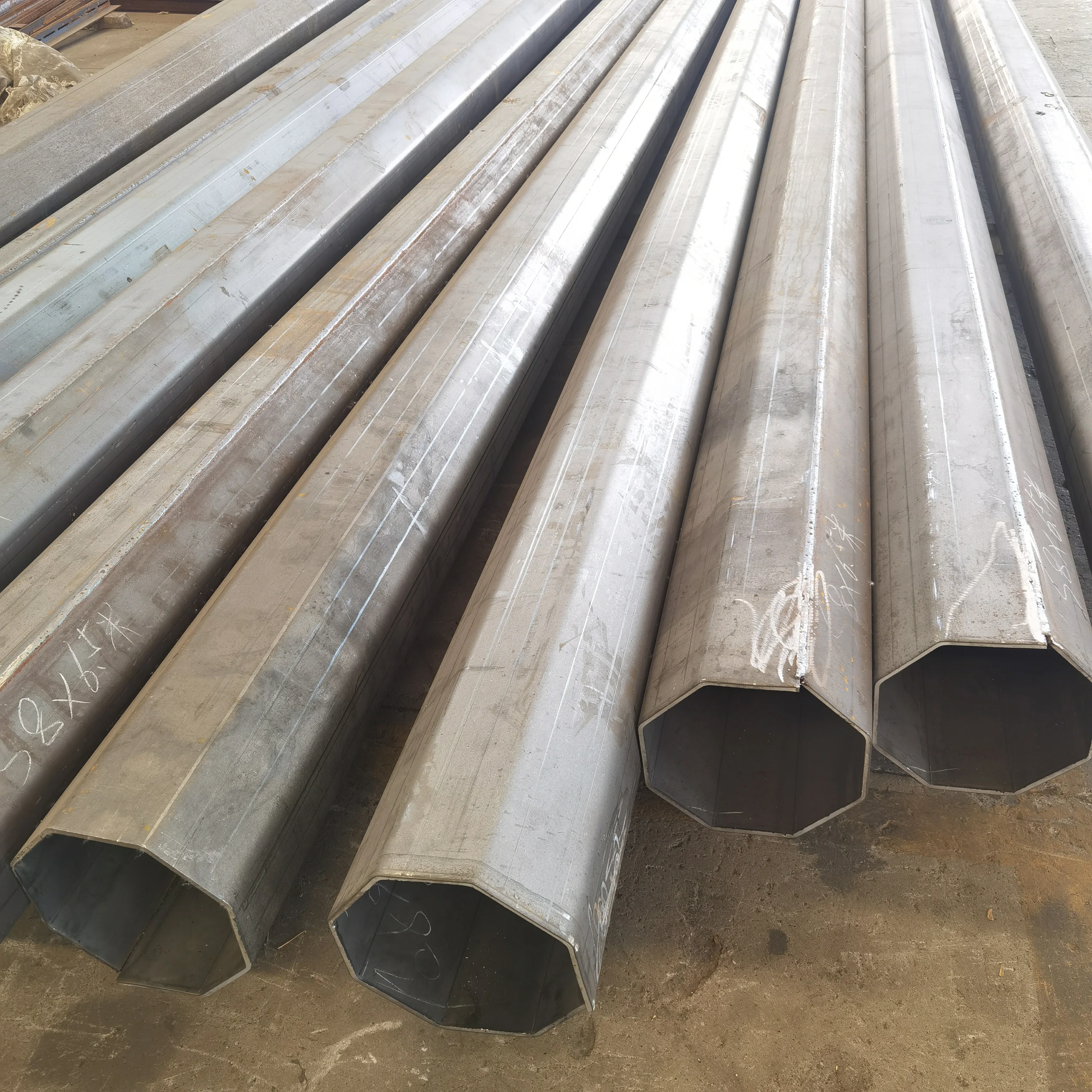 Hot Dip Galvanized Street Light Pole Outdoor Traffic Poles 3meter 5meter 6meter 8meter 10meter City Road Lamp Pole