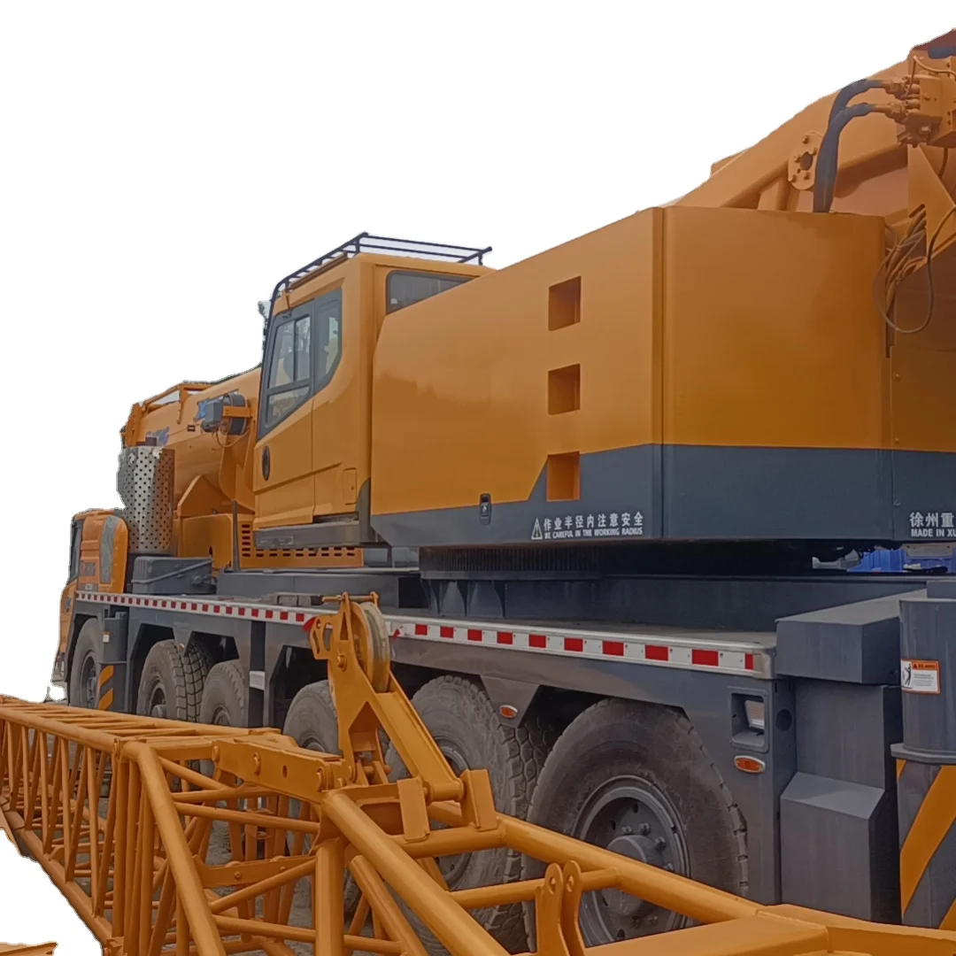 Китайский знаменитый XCMA QAY200, использованный вездеходный кран грузоподъемностью 200 тонн