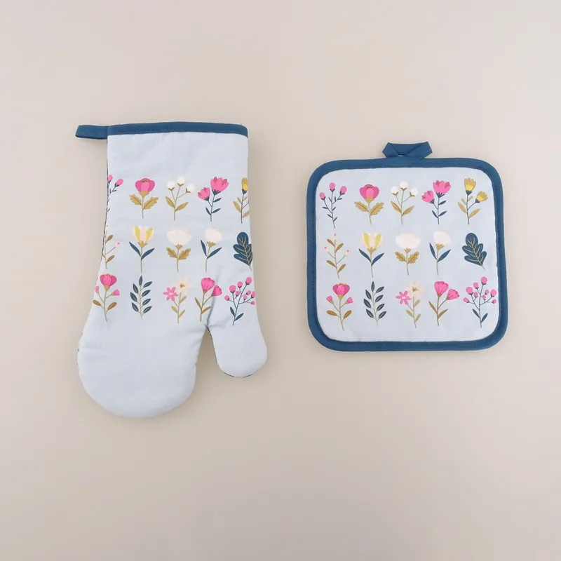 Heat resistant oven mitten custom LOGO printed kitchen BBQ oven glove pot holder set cotton new trend design