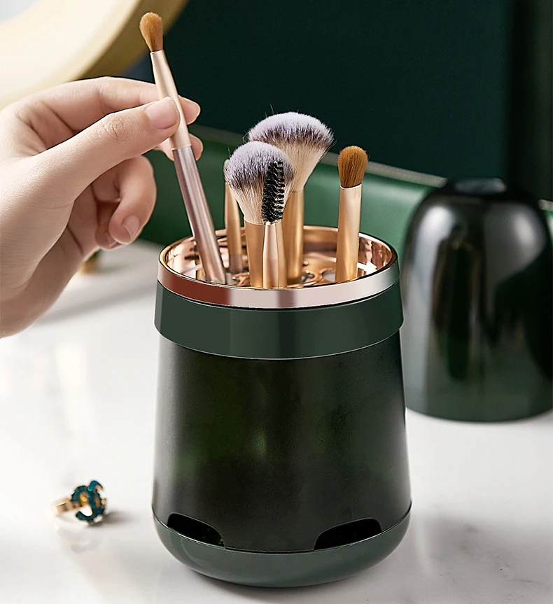 Dustp-roof Makeup Brush Organizer Water-proof Large Capacity Clear Make Up Brush Holders With Lid