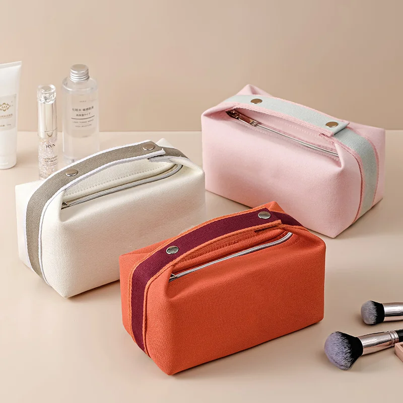 Small Accessories Cosmetics Organizer bag Waterproof Dopp Kit Bathroom Shaving Bag men travel Toiletry Bag with handle
