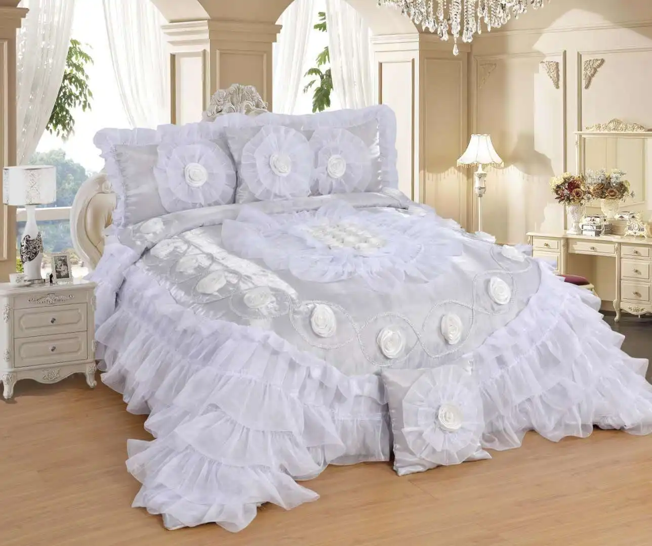 
World class super soft Handmade flowers King Size Bed 100% Polyester Quilted Bedspreads For Home 