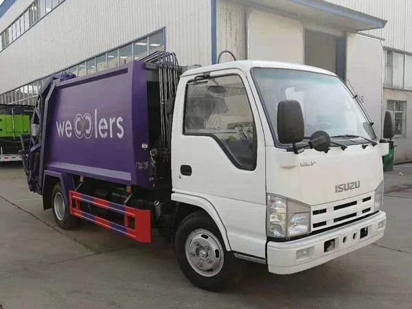Самосжимающаяся мусорная машина ISUZU задняя загрузка 4 куб. М с гидравлическим