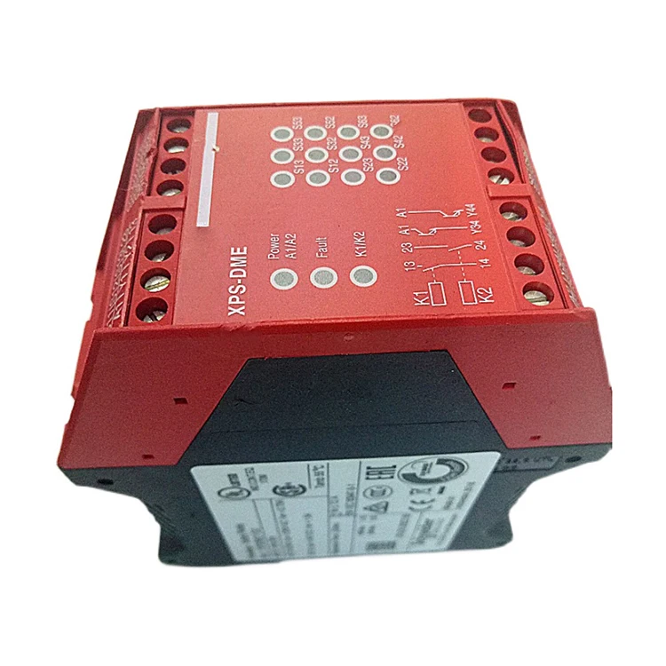 Top Agent 100%  Original XPSDME1132  Safety Relays Brand New Original Warehouse Spot