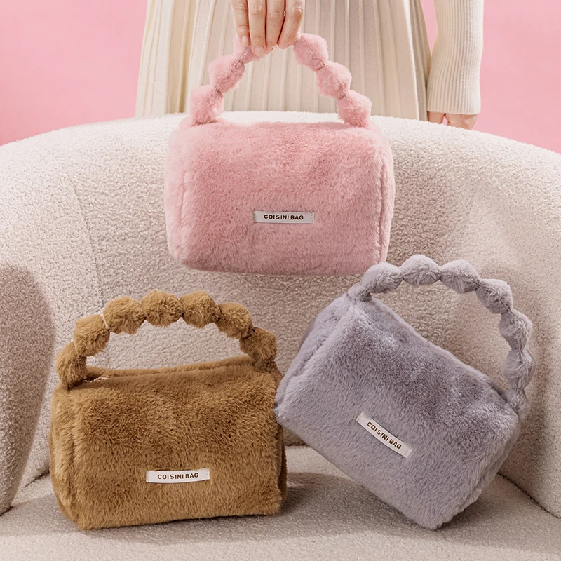 Factory new design custom logo portable furry cosmetic tote bag
