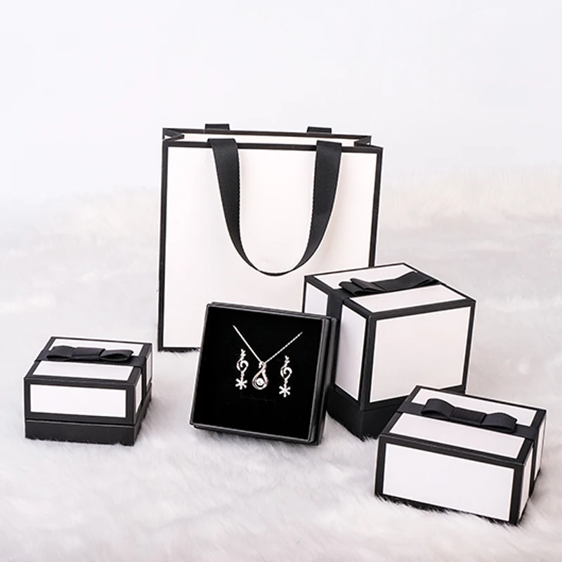 Customized Private Label Premium Necklace jewelry Package gift Card Folding Foldable Magnetic Cheap Kraft Paper Box With