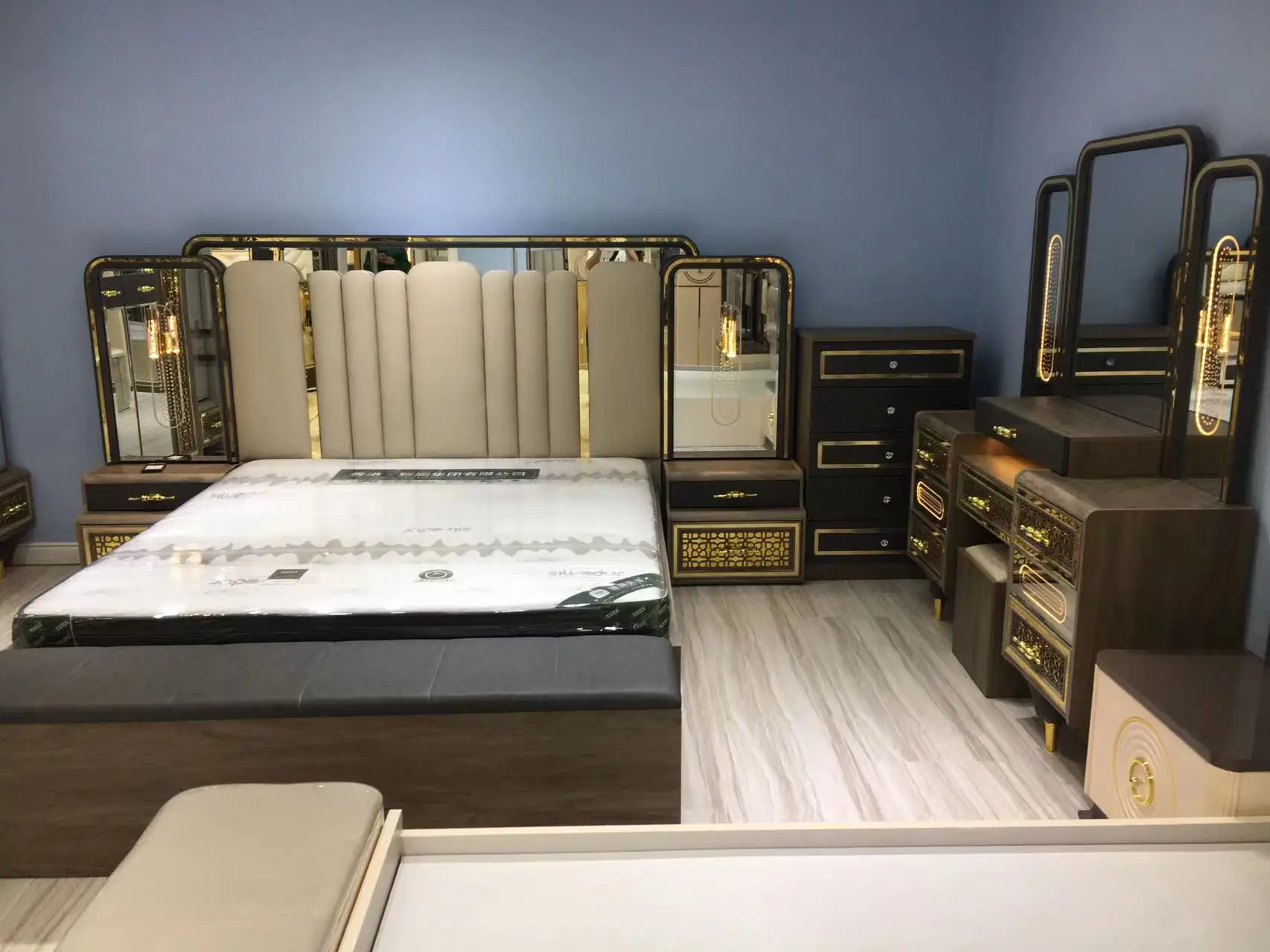 Bed Headboard Bedroom Suite Set Furniture King Size Bed with led Bed Set Europe Style King Size