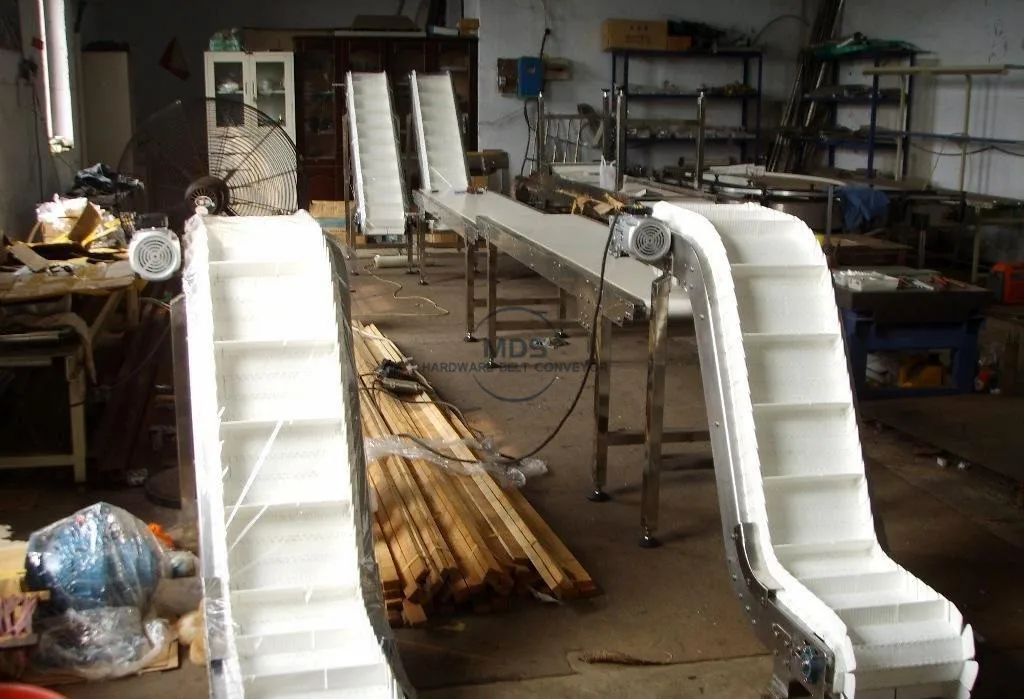 
cleated corrugated sidewall belt conveyor 