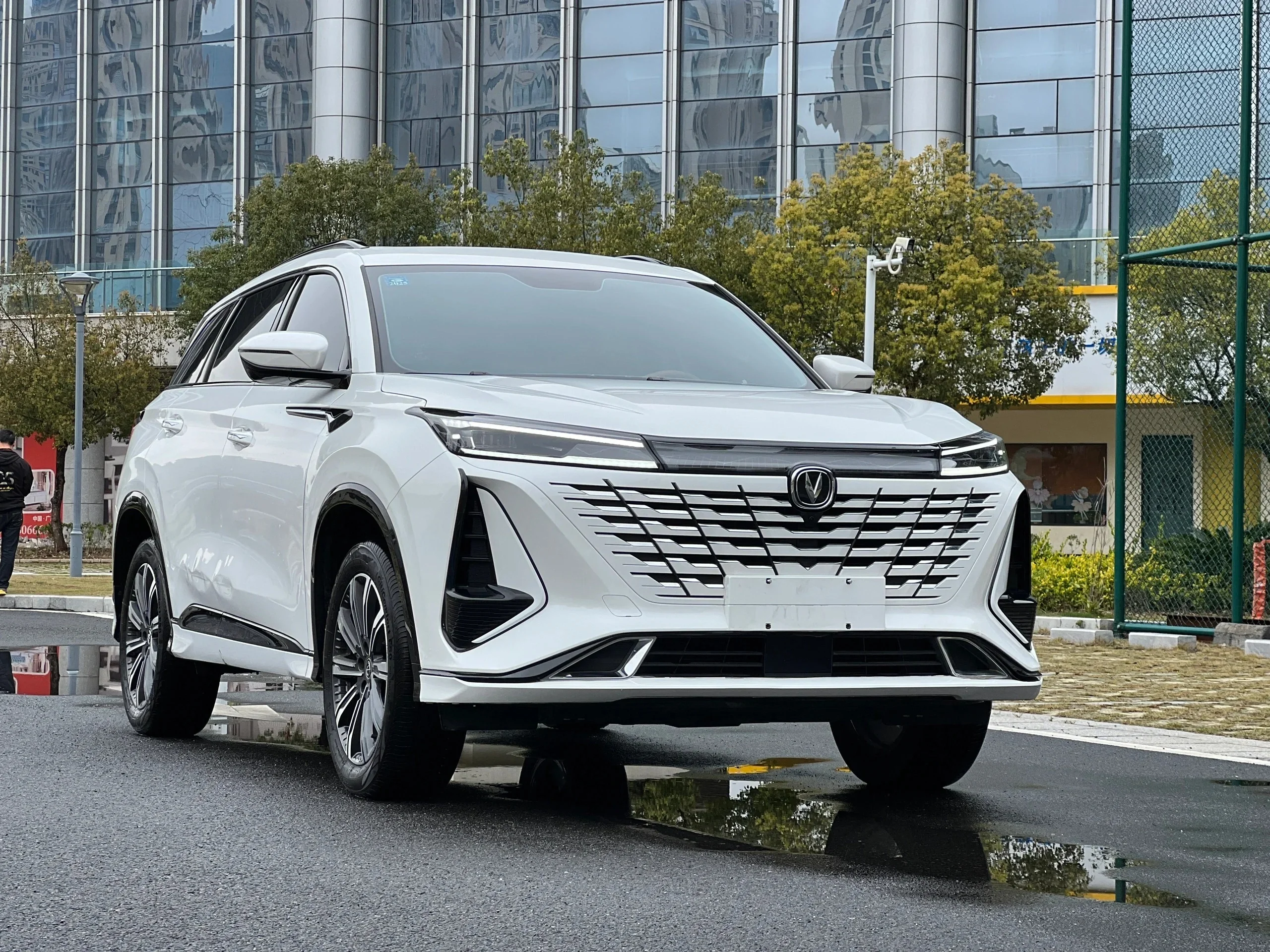 changan cs75 pLUS brand new SUV high-performance 1.5T 190km/h front wheel drive 2.0T 178hp 188hp 233hp gasoline car left hand