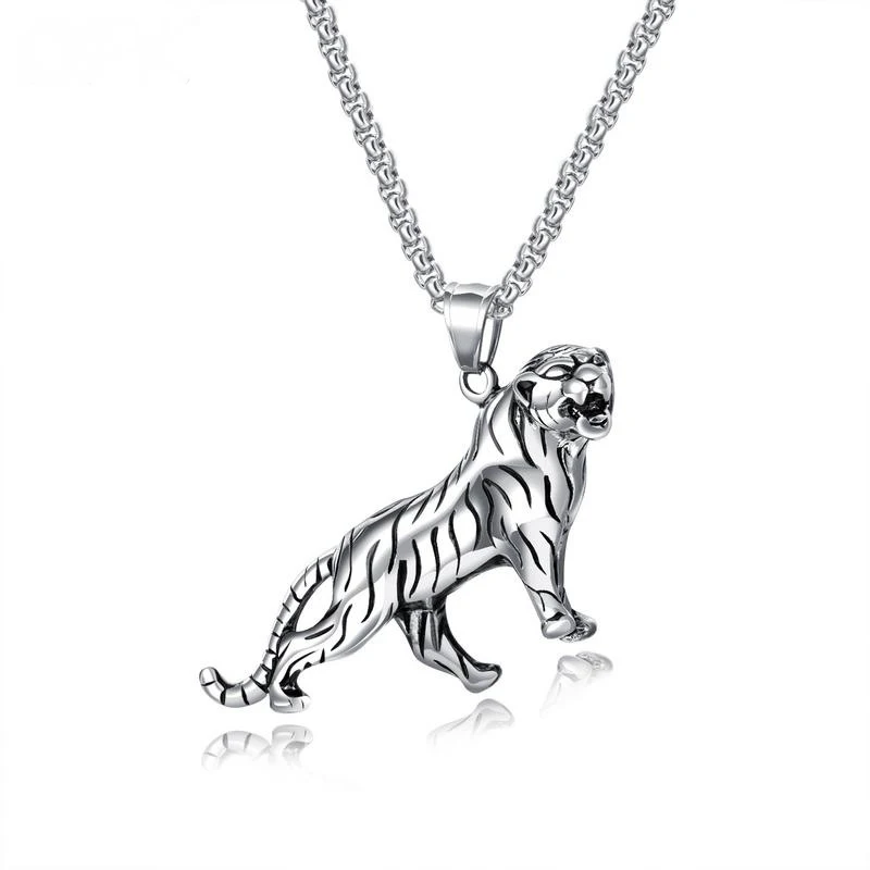 2023 Hot Sale Antique Design Mental Stainless Steel Panther Tiger Animal Necklace Geometric Necklace