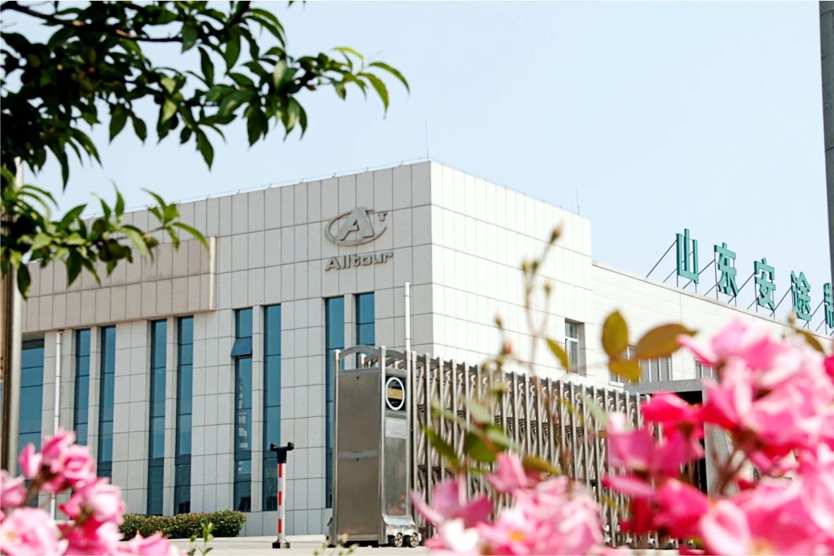 WG9100 Auto Spare Parts Car Brake Pads Truck Ceramic Disc Brake Pads For HOWO Truck Brake Pads 29385