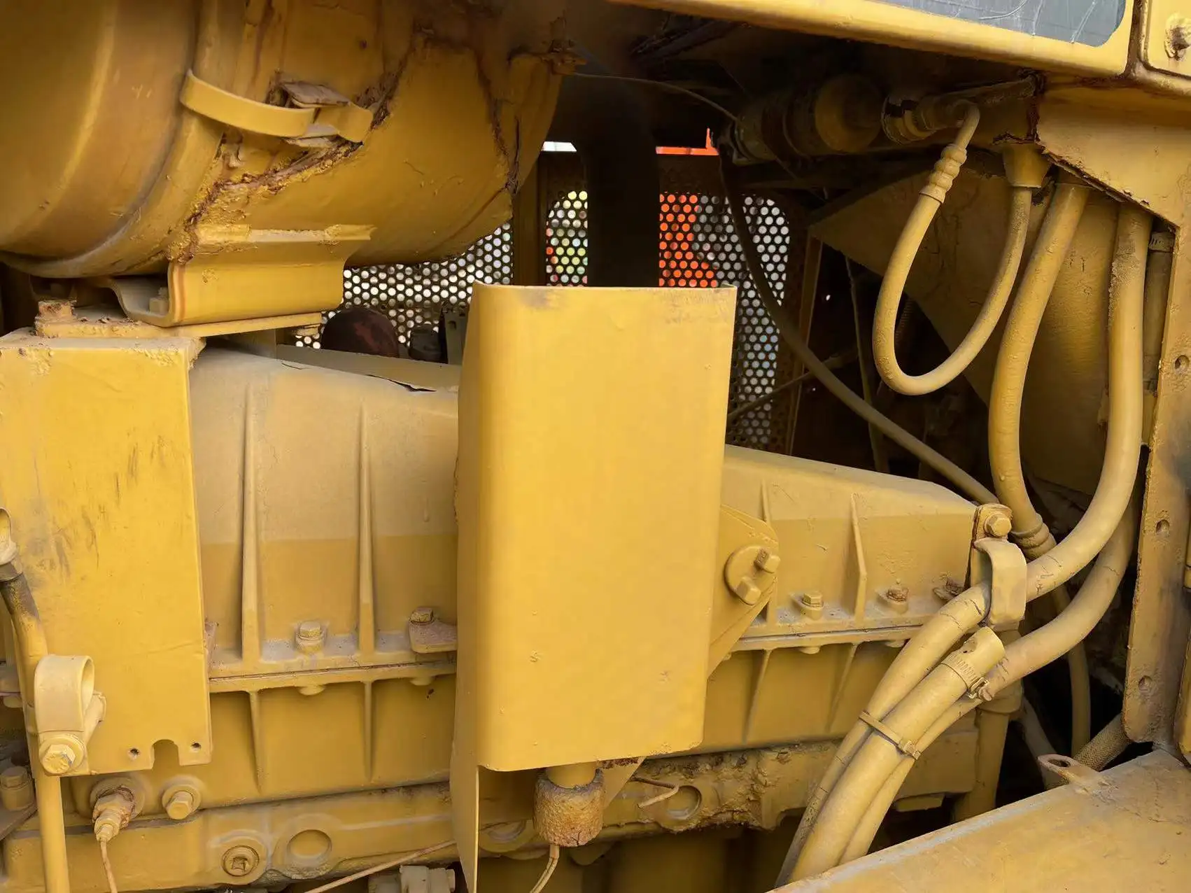 Хорошее состояние, низкая цена, дозатор caterpillar D7G2/ CAT D7G или продажа