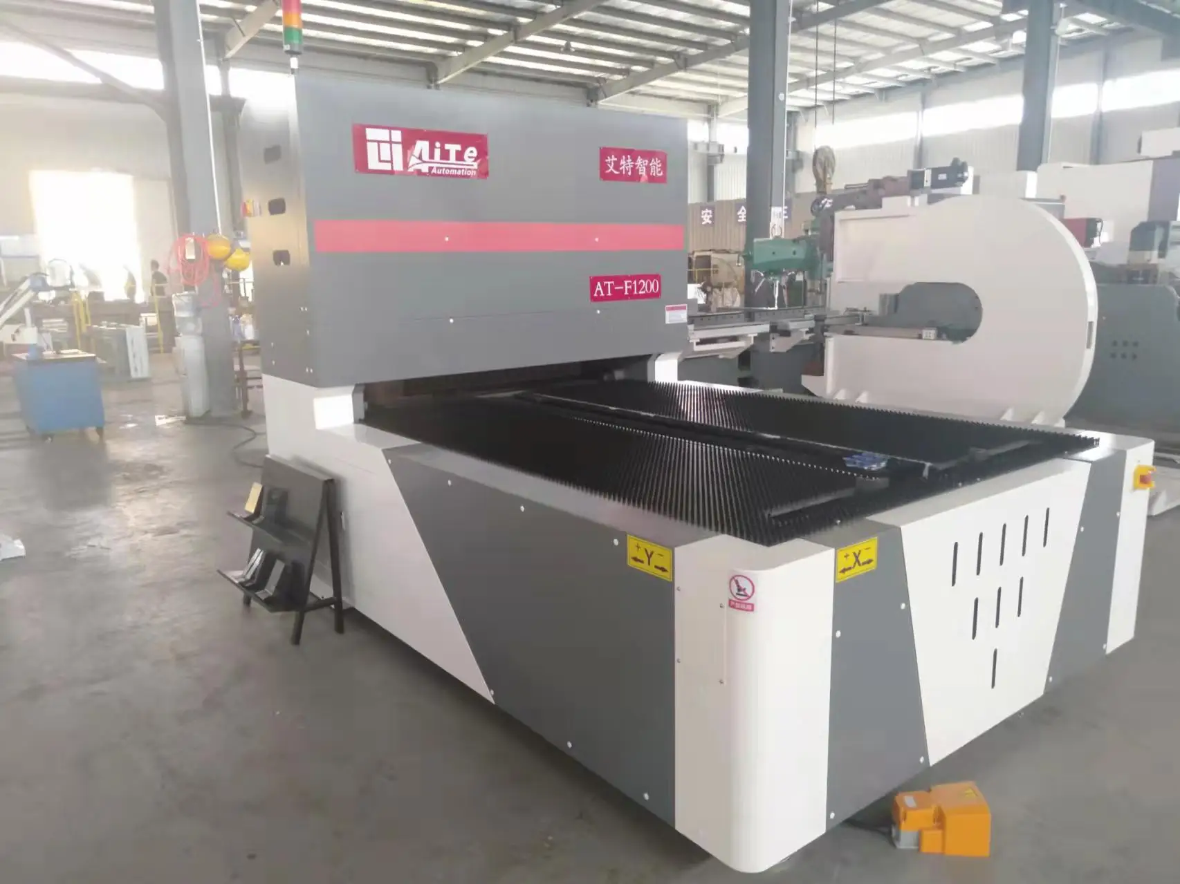 1200 mm  CNC sheet folding machine  for sheet metal bending