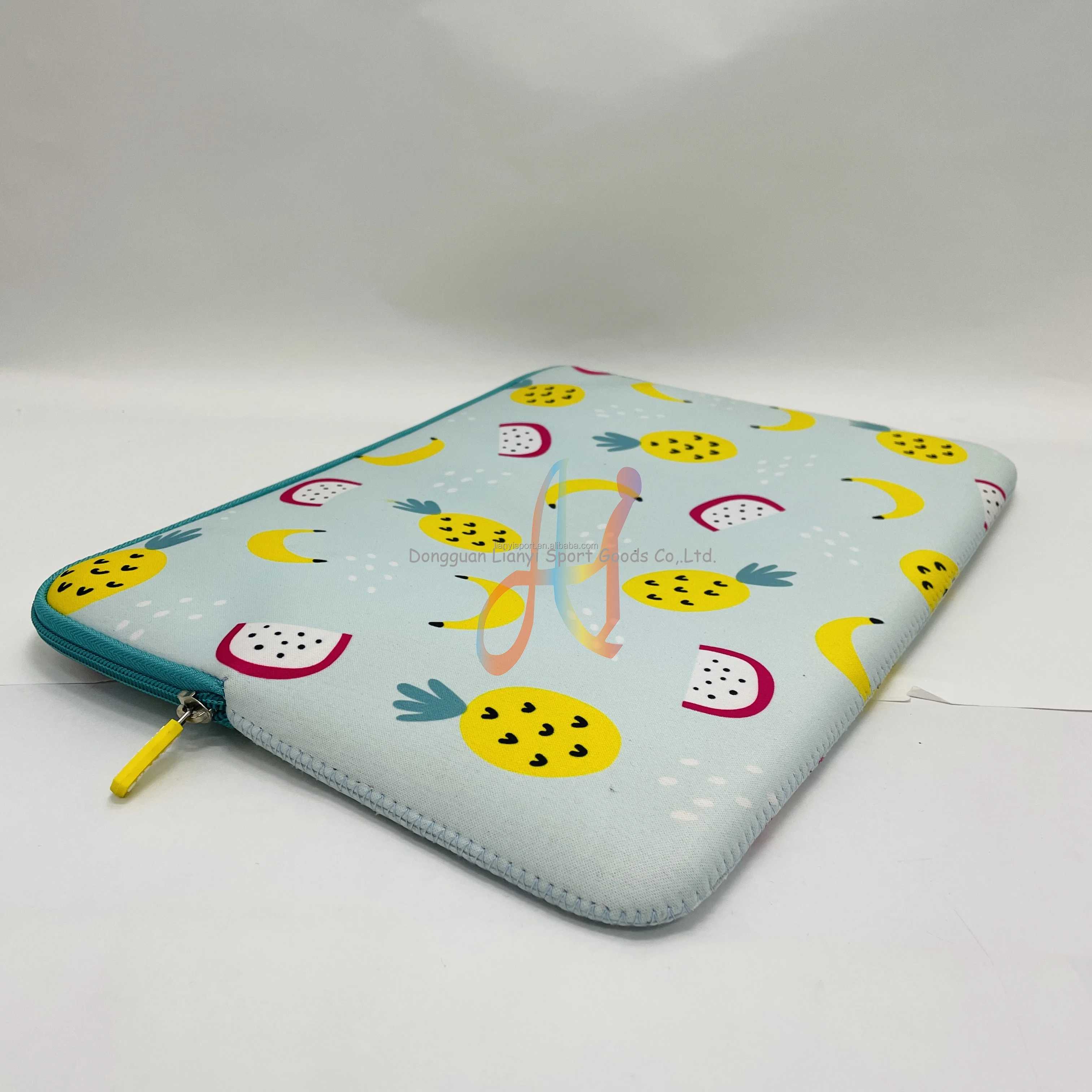 China Manufacturer OEM ODM Creative Fruit Pattern Neoprene Computer Pouch Colorful tech accessory Durable and Fashionable