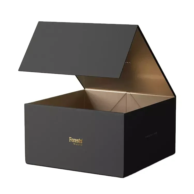 Pure White Folding Flip Magnetic Box Custom Logo Luxury Simple Cardboard Gift Box