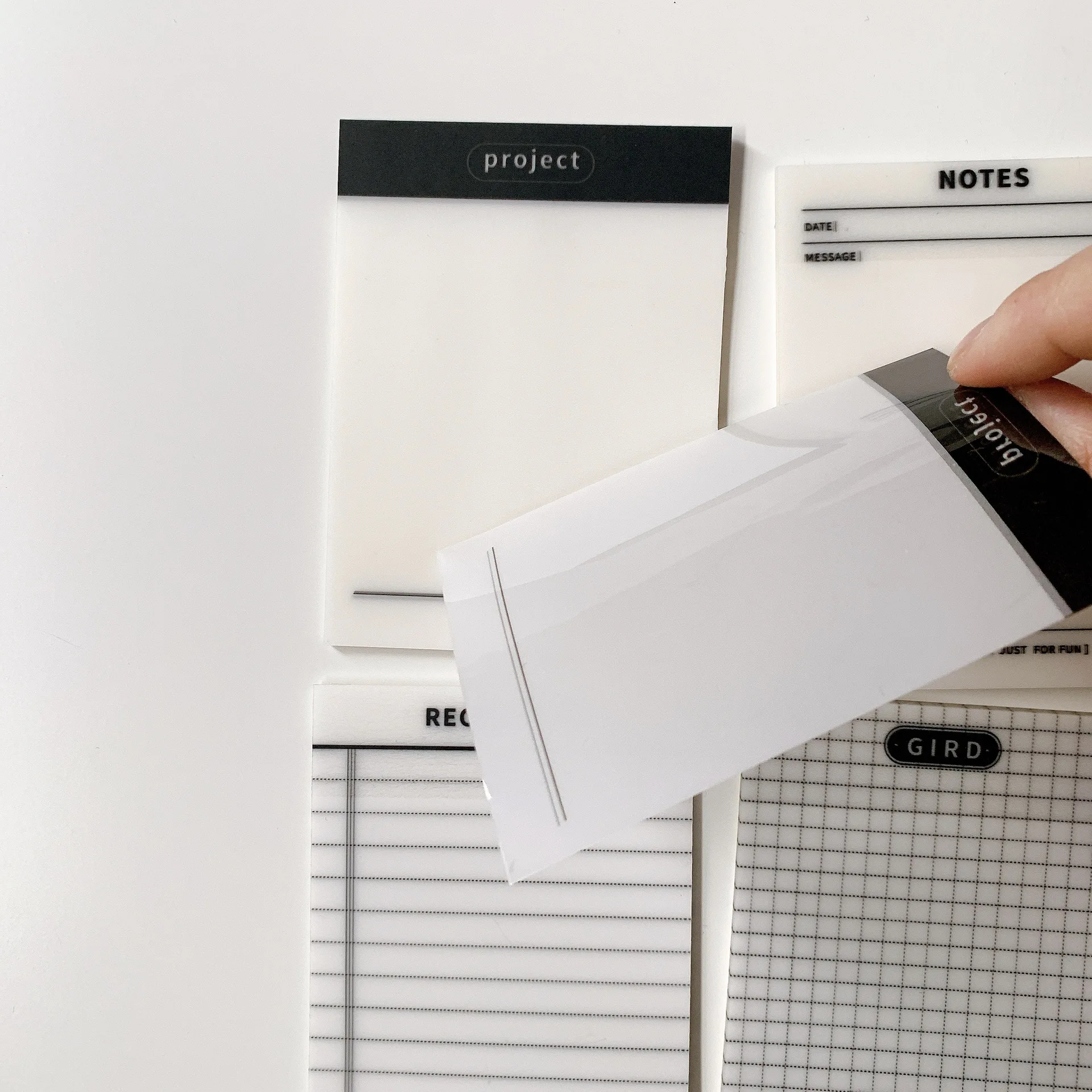 Different Style Transparent PET Material Self-Stick Notes Pads Easy to Post for Home,Office, Notebook