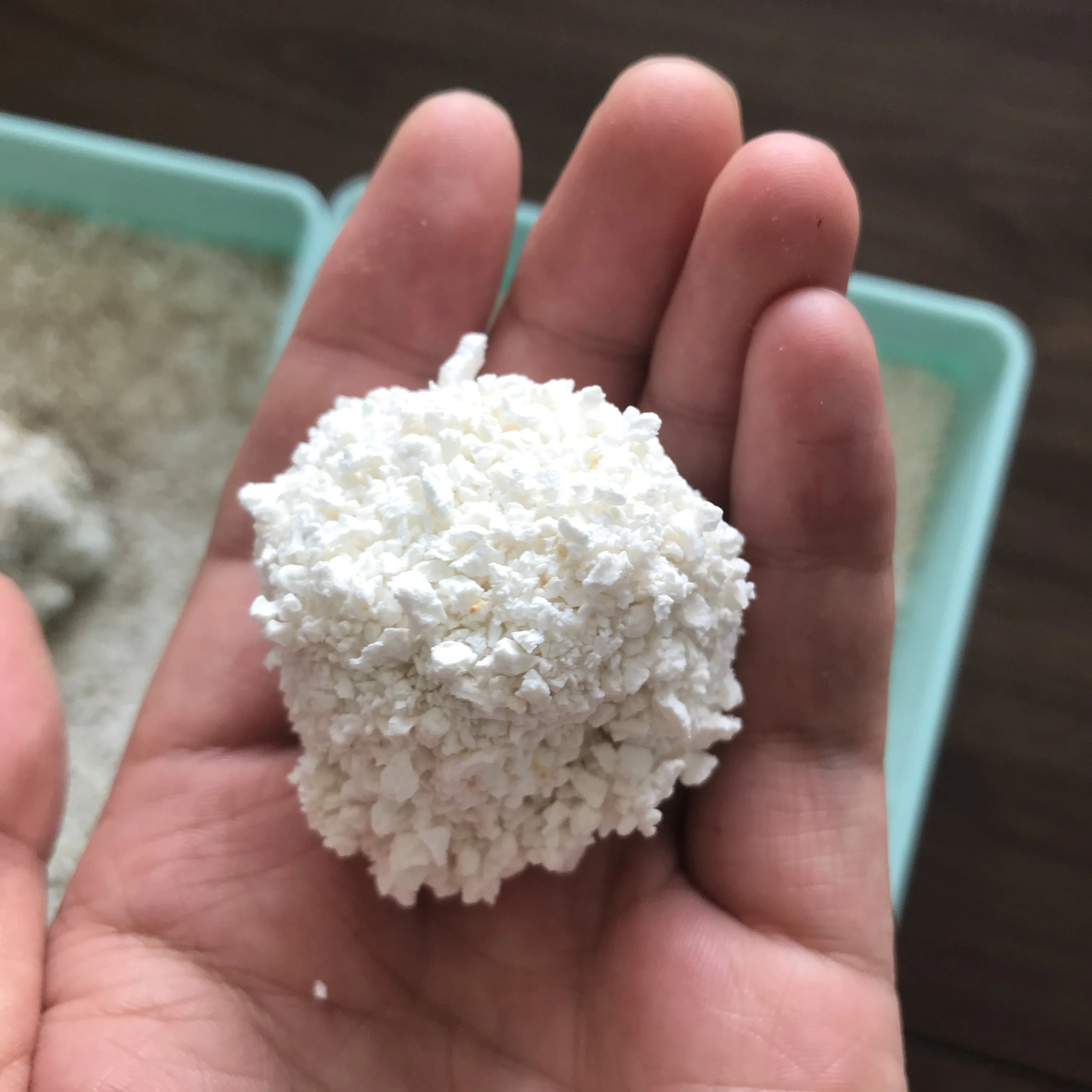 100% Natural Cat Litter Sand Biodegradable High-Clumping Eco-Friendly Kitty Cassava Cat Litter