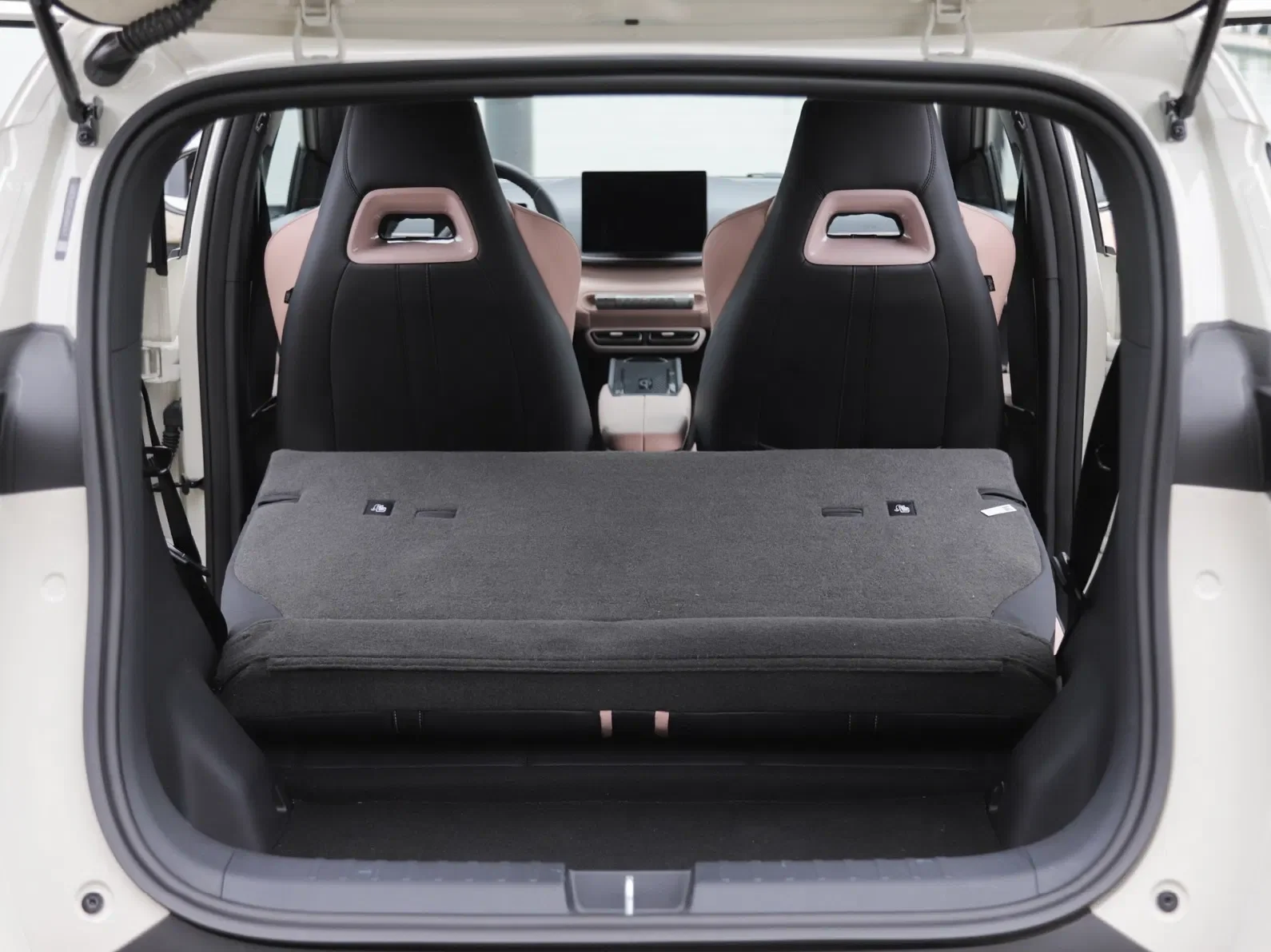 2023 New Energy Vehicle 405 Km Long Range Automobile Small SUV Electric EV Car Byd Seagull Four Wheeler