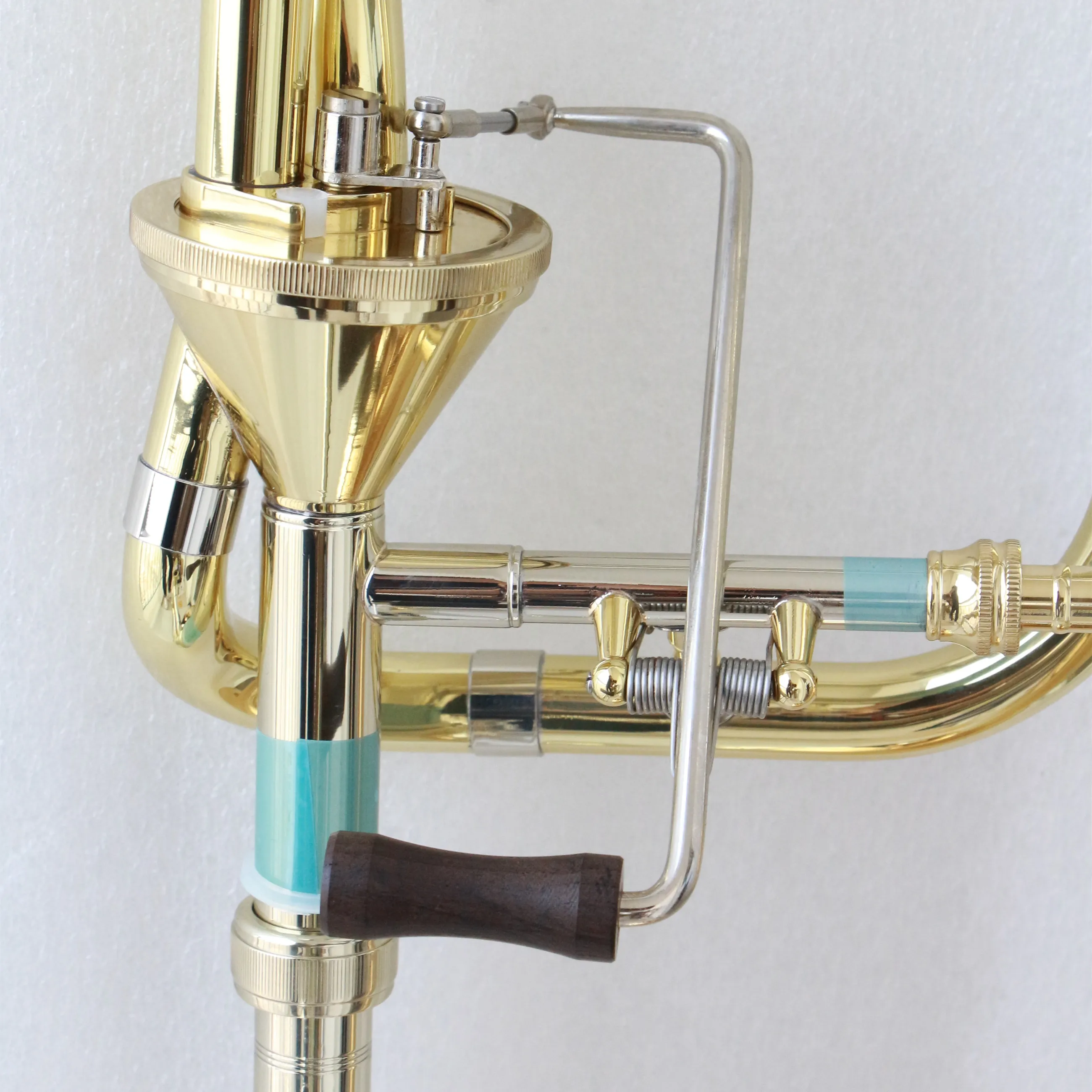 Gold lacquered Thayer valve trombone instrument Bb/F high quality trombone