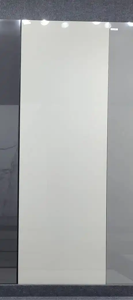 Супер белый натуральный камень для дома отеля офиса украшения высокого спроса изготовленный по оптовой цене