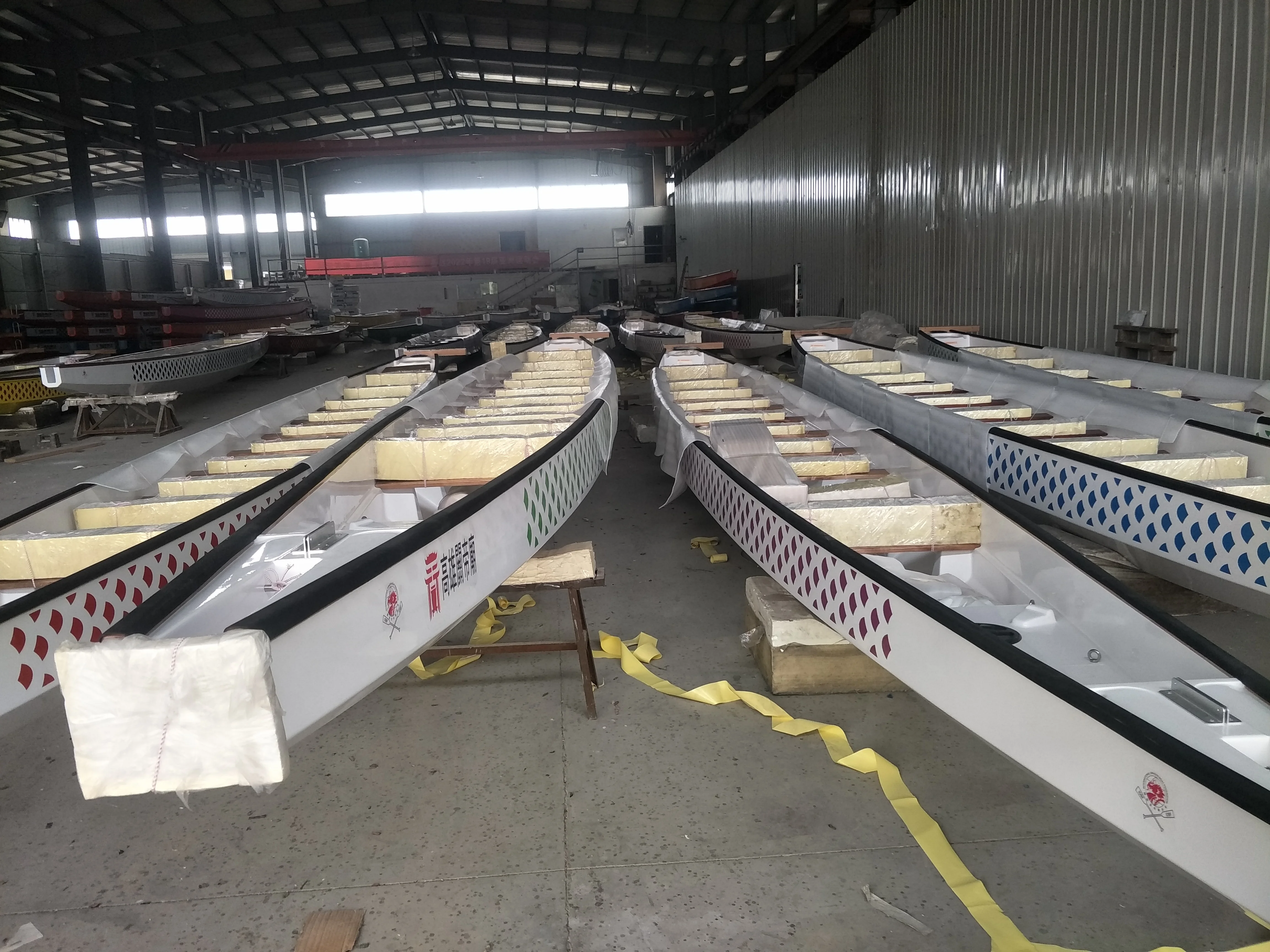 22 man high quality  yellow red scale scale  dragon boat package machine