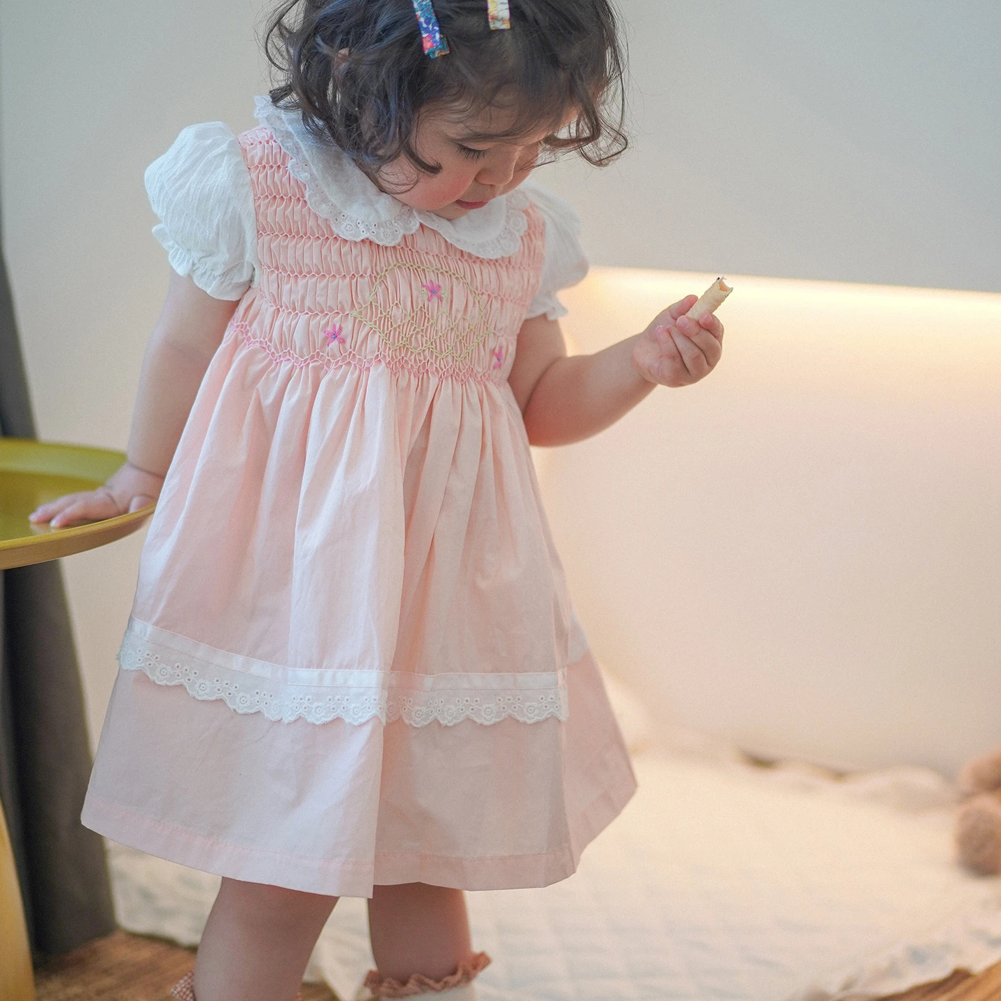 2021 Hot selling summer per pan collar Baby Dress 100%Cotton kids girls hand smocked dress
