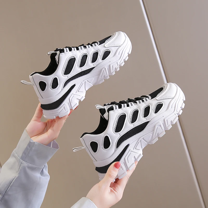 Proper Price 2021 Light Weight Fashion Sport Women Casual Sports Shoes