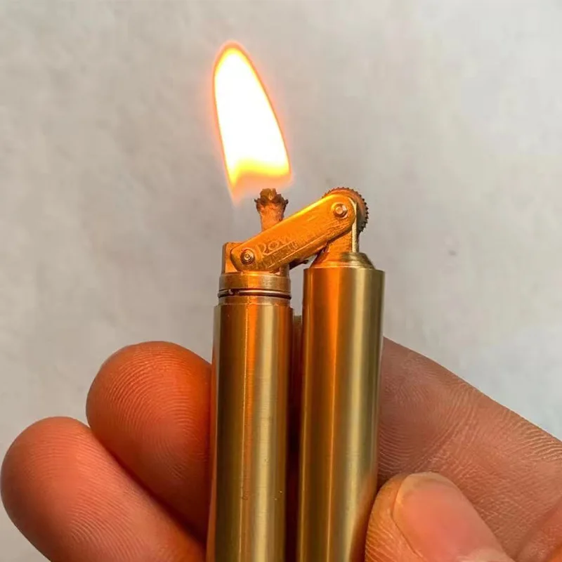 Vintage kerosene lighter Old pure copper creative fine pan Dragon stick Nunchucks Mini pocket lighter for men Caka lighter