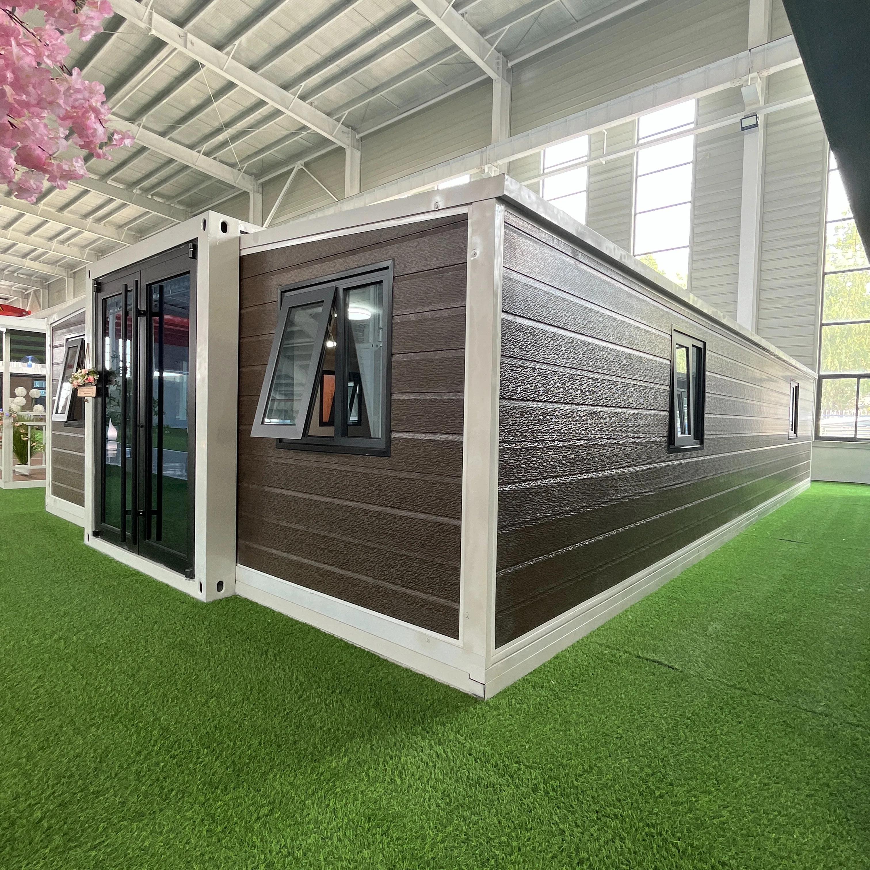 40ft Expandable Container House Ready Made Living Prefabricated Villa With 3 Bedroom Prefab Portable Mobile Tiny Home