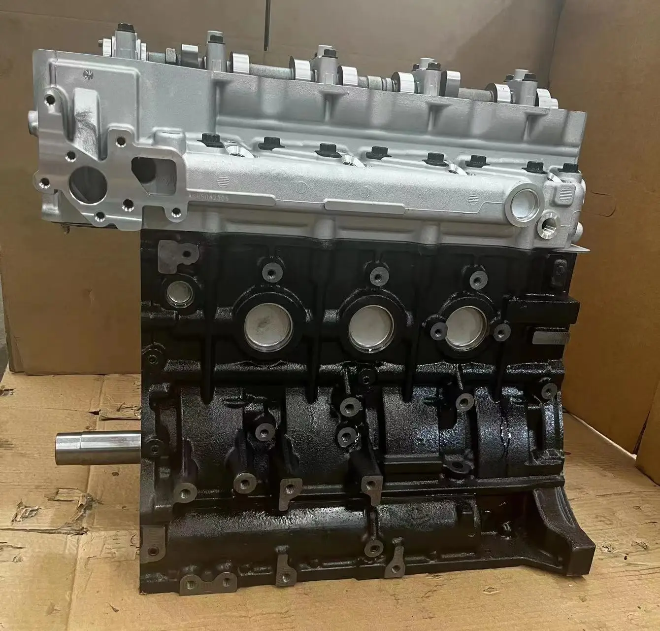 Newpars Remanufactured 2.8L Long Block 4M40 4M40T Engine for Mitsubishi Delica