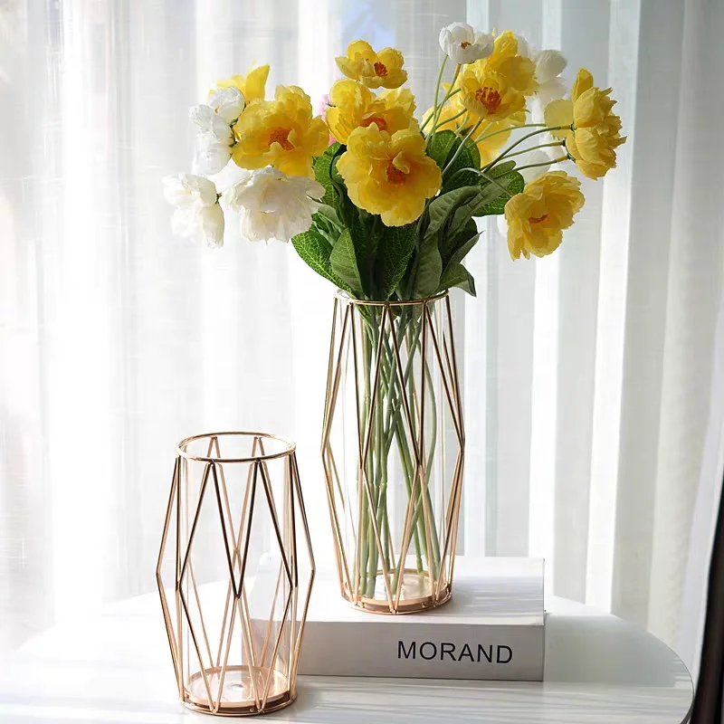 Handmade plated decorative geometric art metal wire shelf table vase