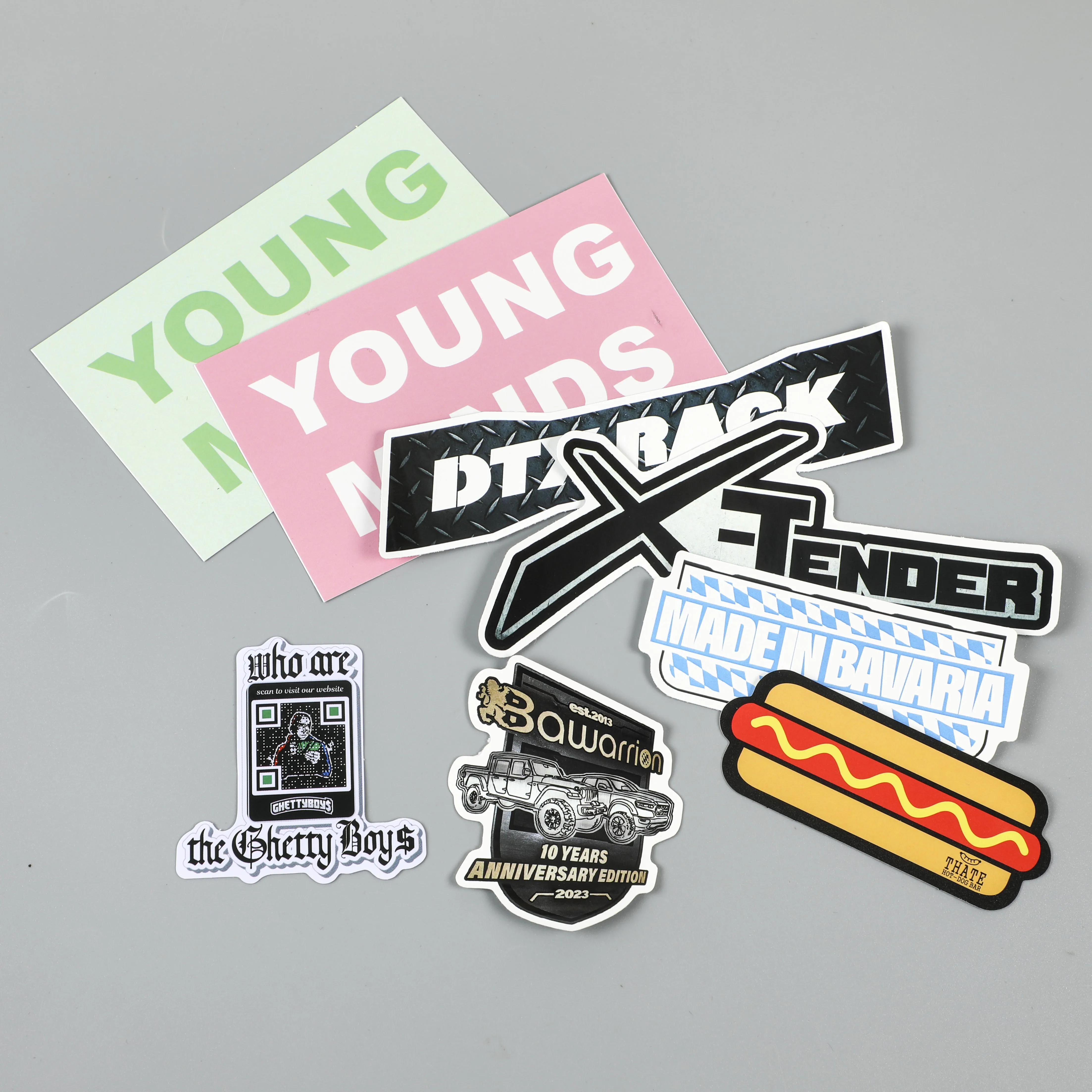 cute small plastic high quality die cut waterproof decorative custom rubber stickers