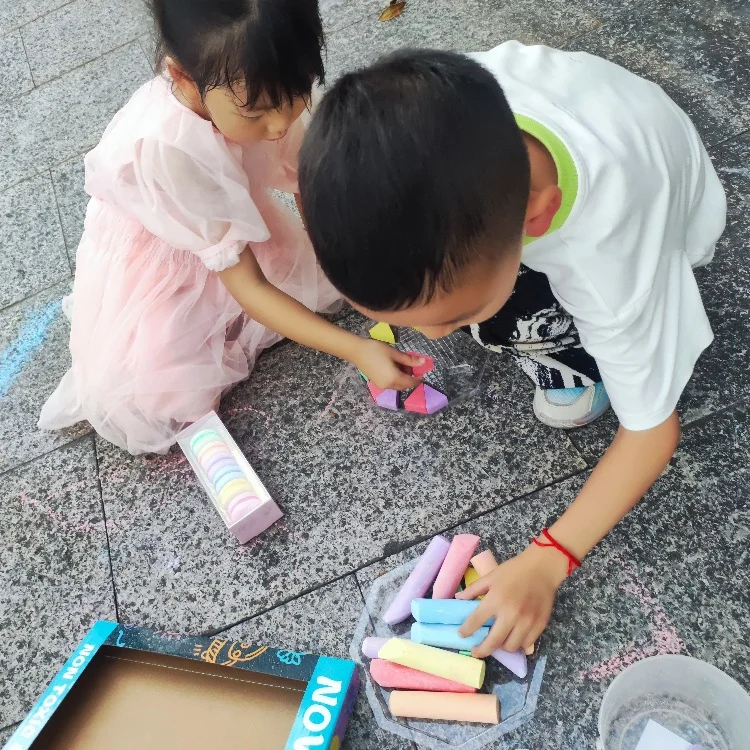 Durable Dust-Free low price school chalk mould Multiple color tailors chalk Set Great for Kids and Families