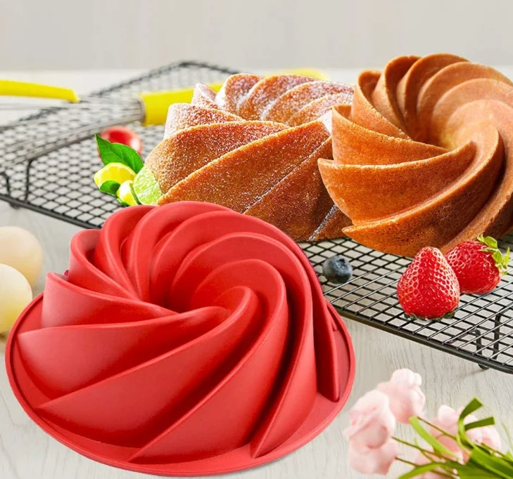 Factory Silicone baking mold 9 inch chiffon cake mold round Non stick food grade silicone baking set Spiral shape baking pan
