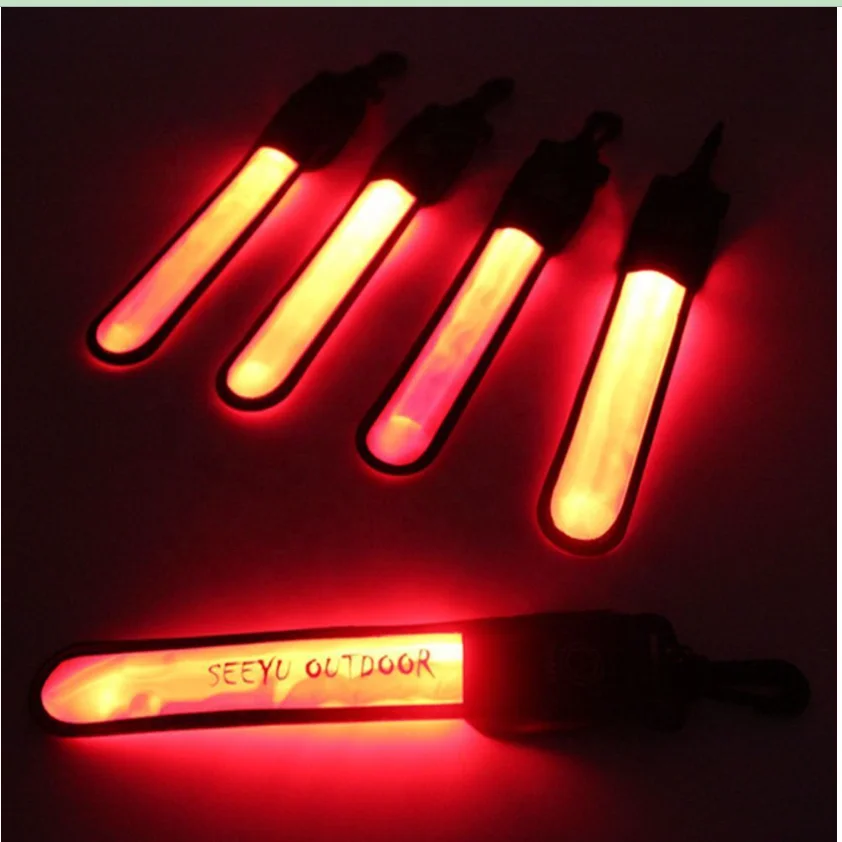 Custom Logo LED  Schoolbag Safety Reflective Hanger Backpack Hanging Lights Luminous Armband Arm Belt Band LED Reflective Light