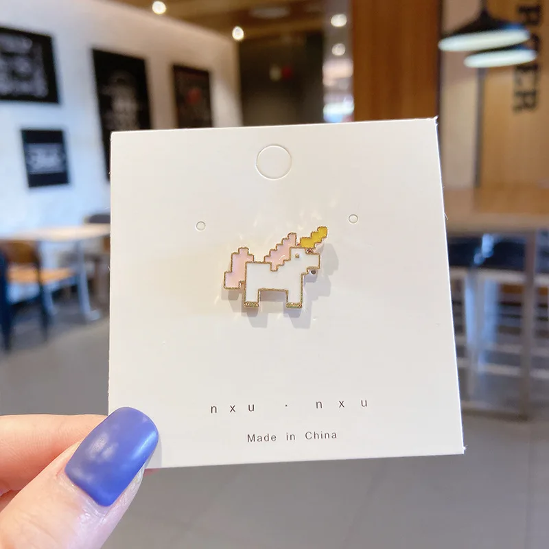 Cute ins random designs badge pins accessories cartoon clothing metal enamel pins for summer