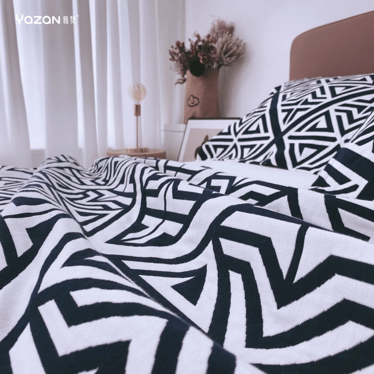 Luxury embroidery 100% cotton bedding sets solid color designs bed sheet set hotel use comforter set