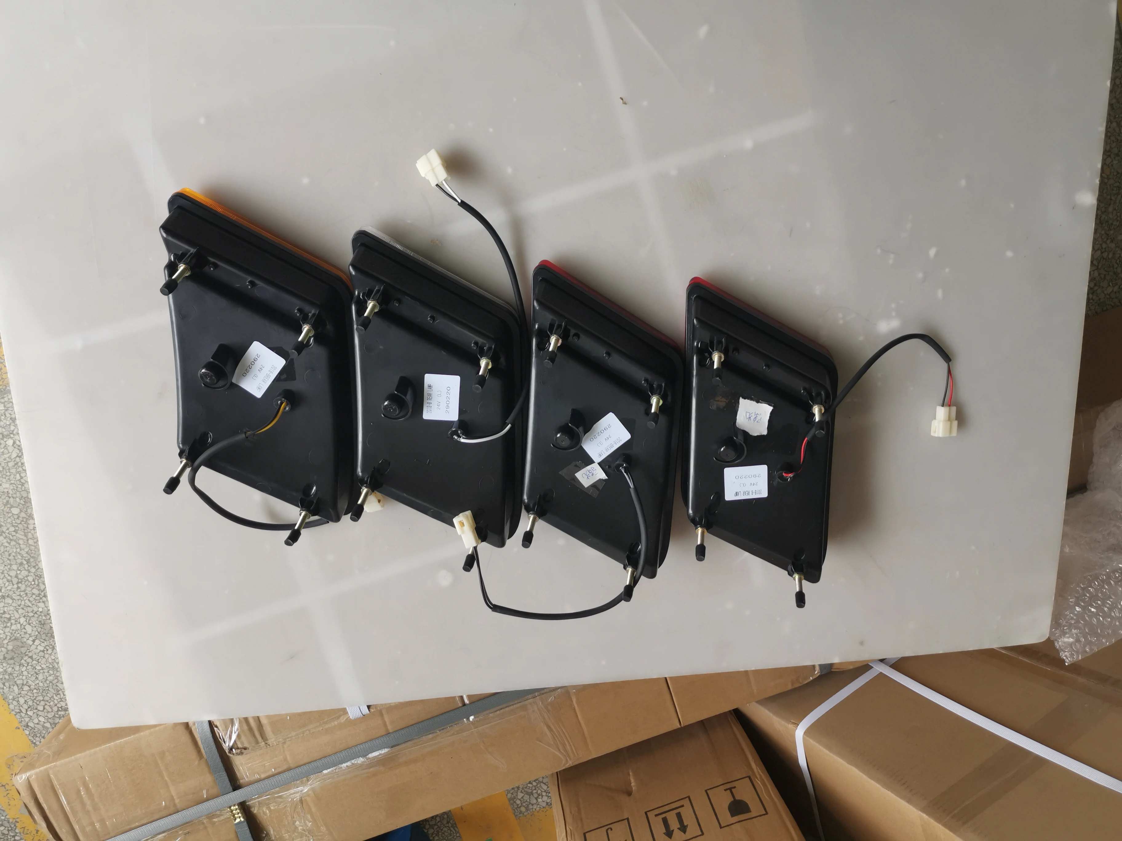 
Coach body new parts bus stop lamp tail light HC-B-2730 