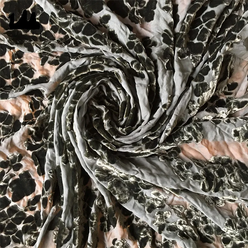 
Customized Woven Silk Viscose Blend Burnout Jacquard Velvet Silk Fabric 