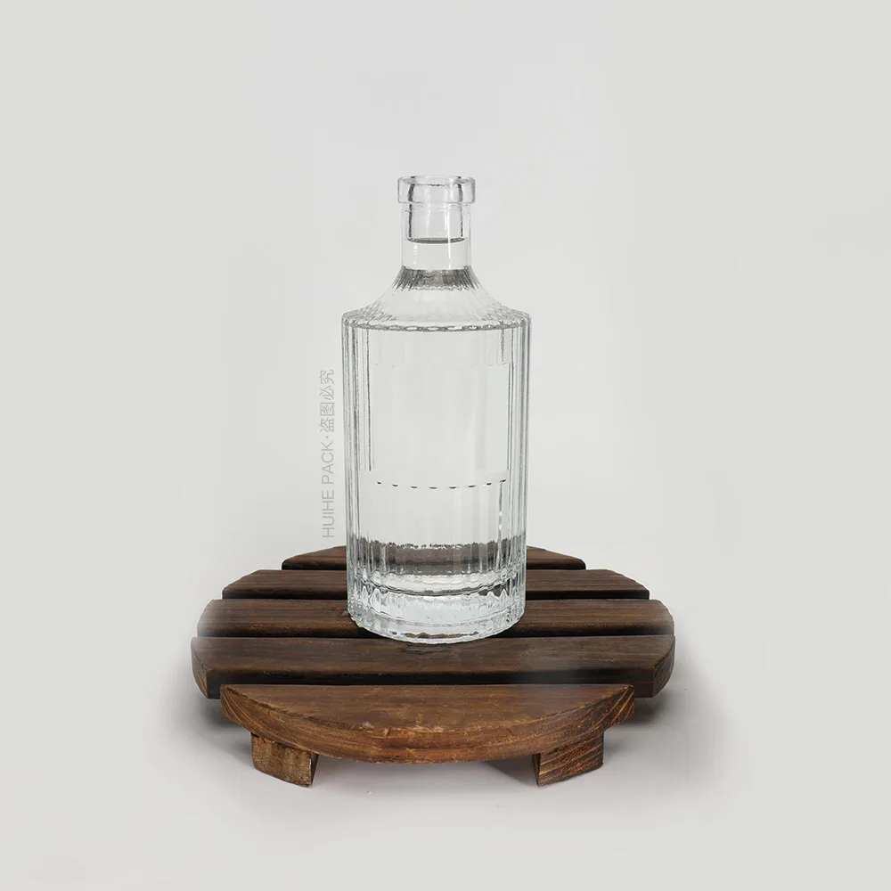 Free Sample Thick Base Carnette Cork Finish Carved Stripes 50cl 70cl 75cl High Flint Liquor Glass Bottle