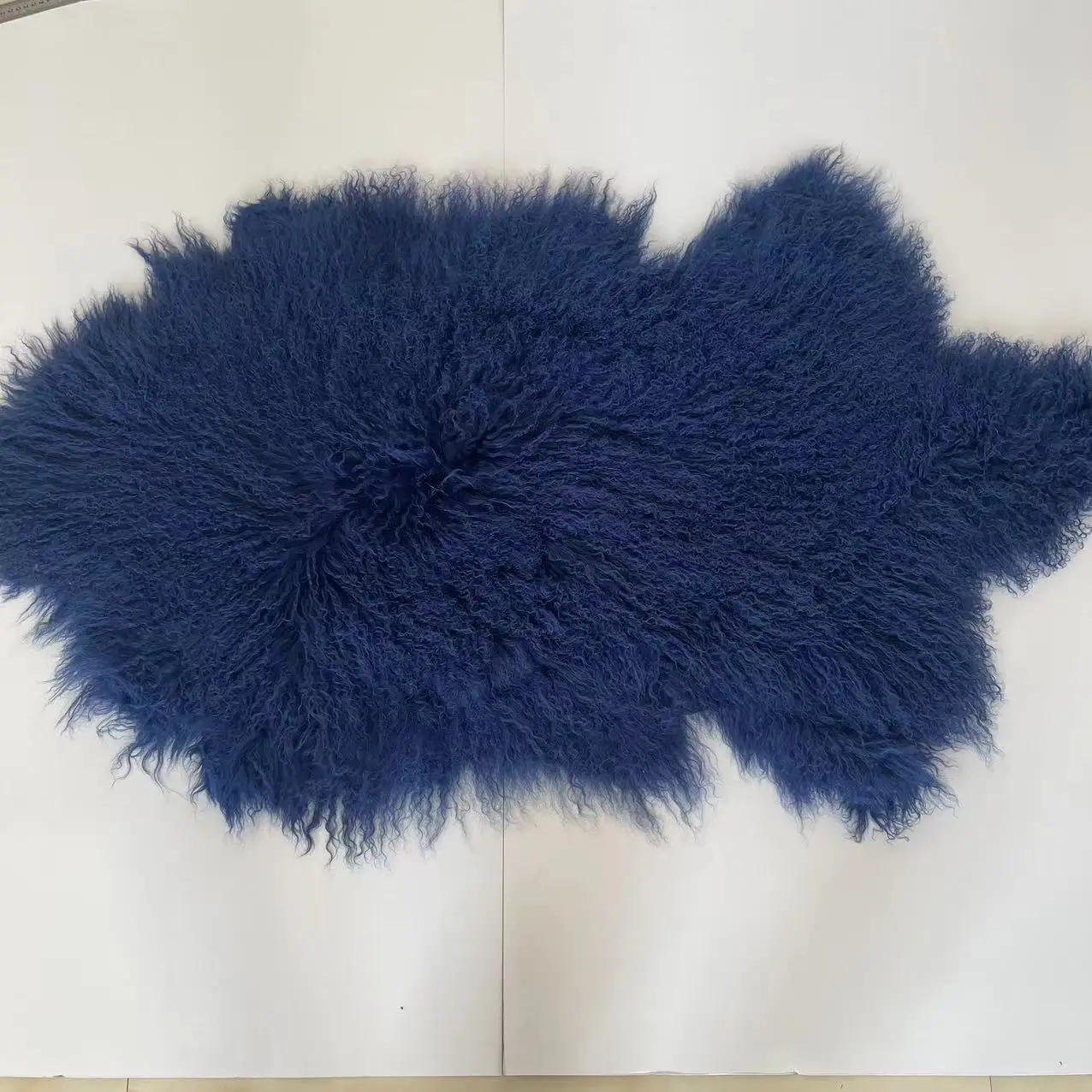 Long hair curly goat fur real Mongolian tanned sheep skin