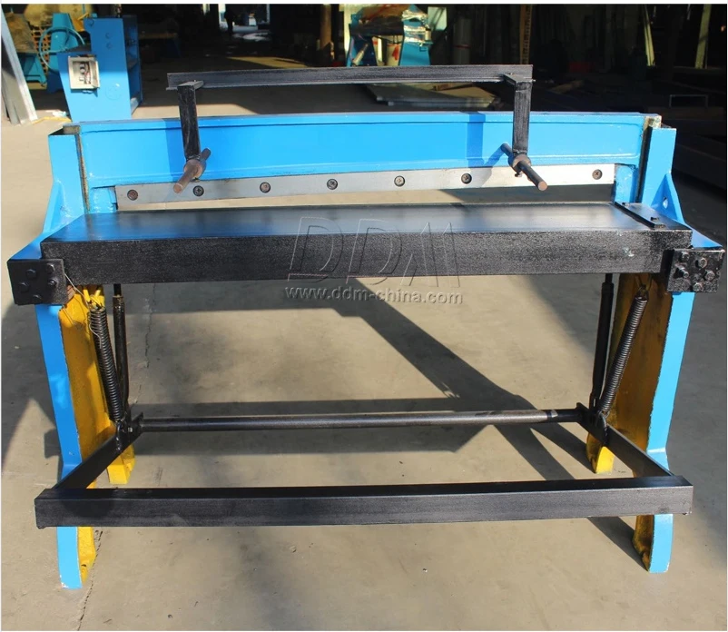  Q11-1X1300mm ручные ножницы с педалью для резки толщиной от