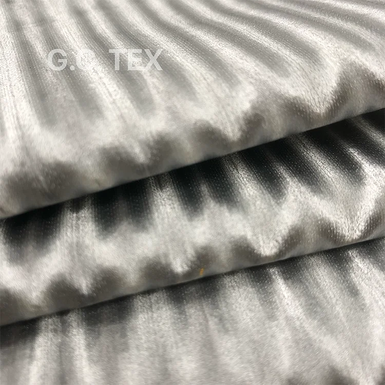 [GCS1505] New Arrival 20D 100% Nylon Shiny Stripe Popular Visual Impact Nylon Fabrics for Down Coat Winter Jacket In Stock
