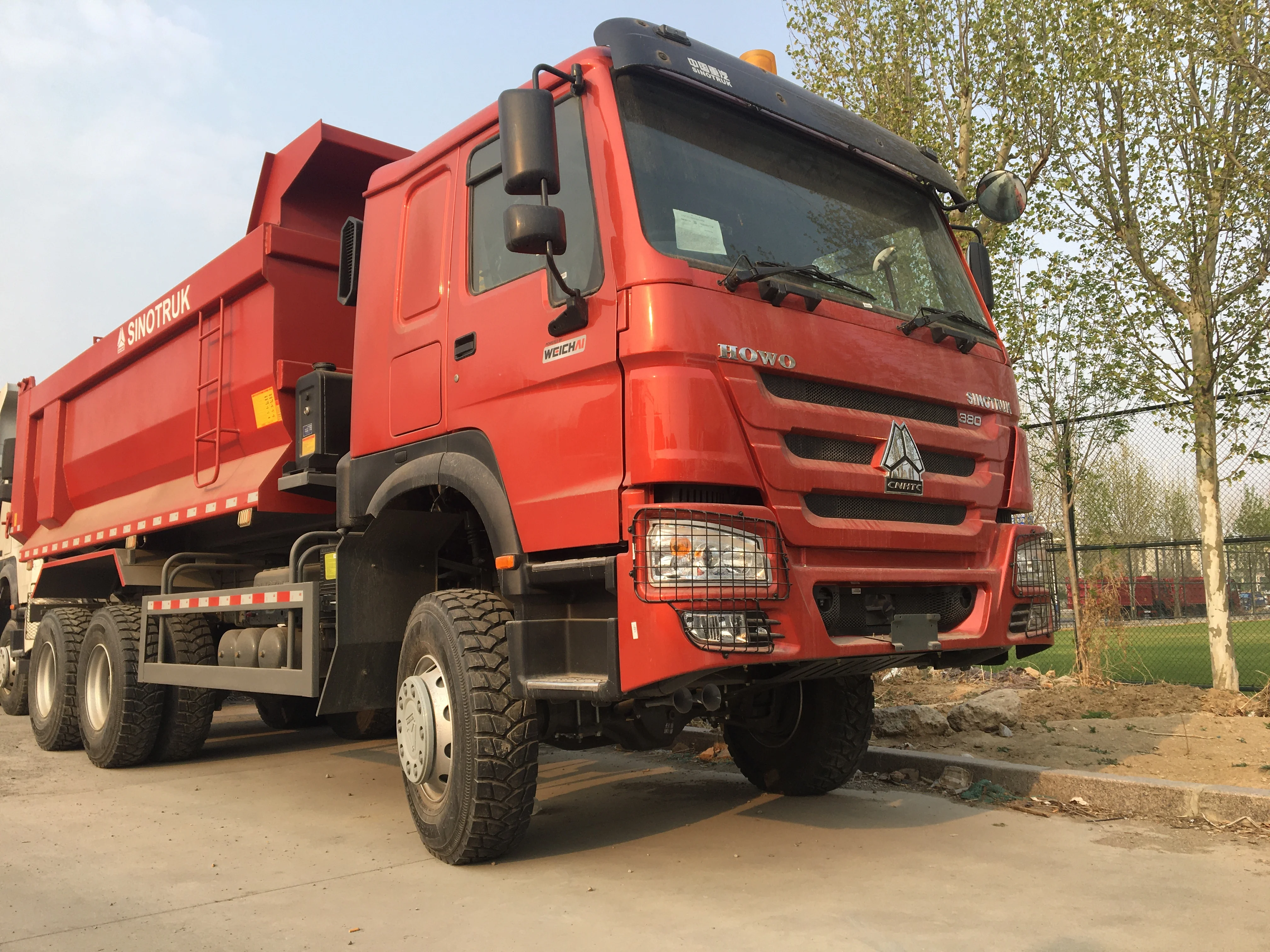 sinotruck howo howo sinotruk 400 price HOWO 10 wheeler 10 wheel 6x6 dump truck