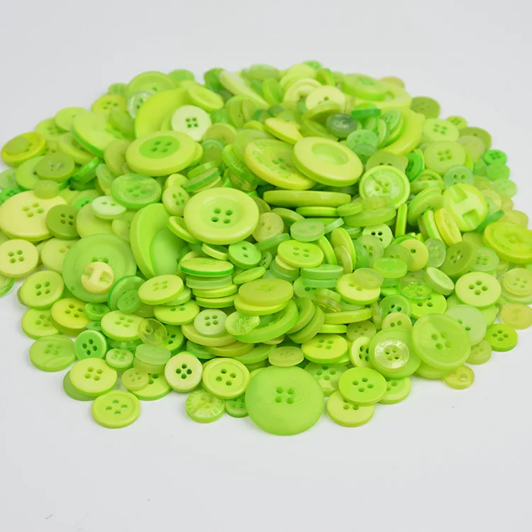 4-holes Button for Garment Accessories Resin Button for Coat Fashionable Button High Quality Low Price Bulk Stock