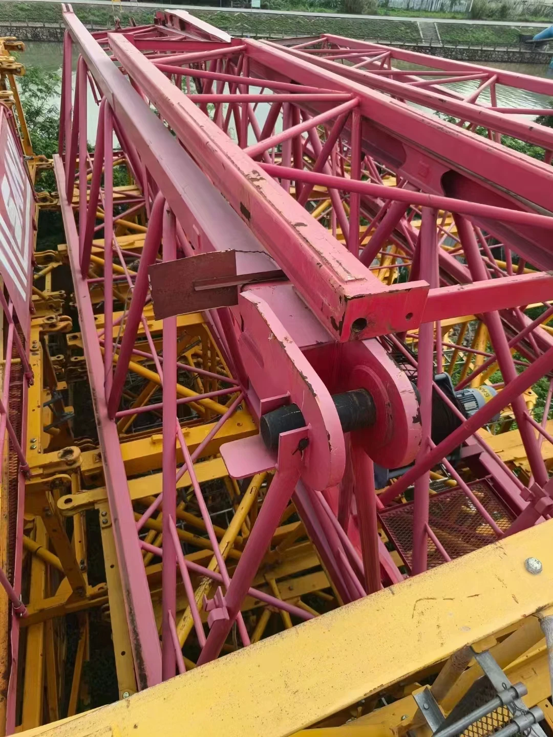 New arrived Sany 7021 working range 70m 12T used tower crane